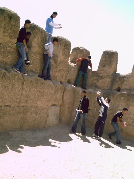hassan15_14@hotmail.com